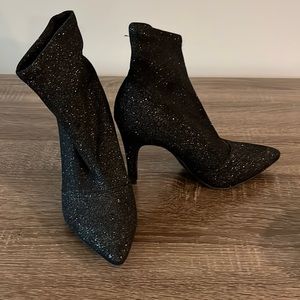 Black Sparkly Point Toe Ankle Heel Boots